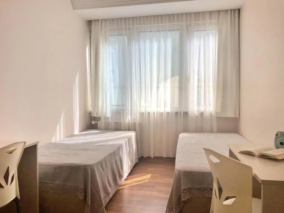 Moda Hostel Female Only Istanbul